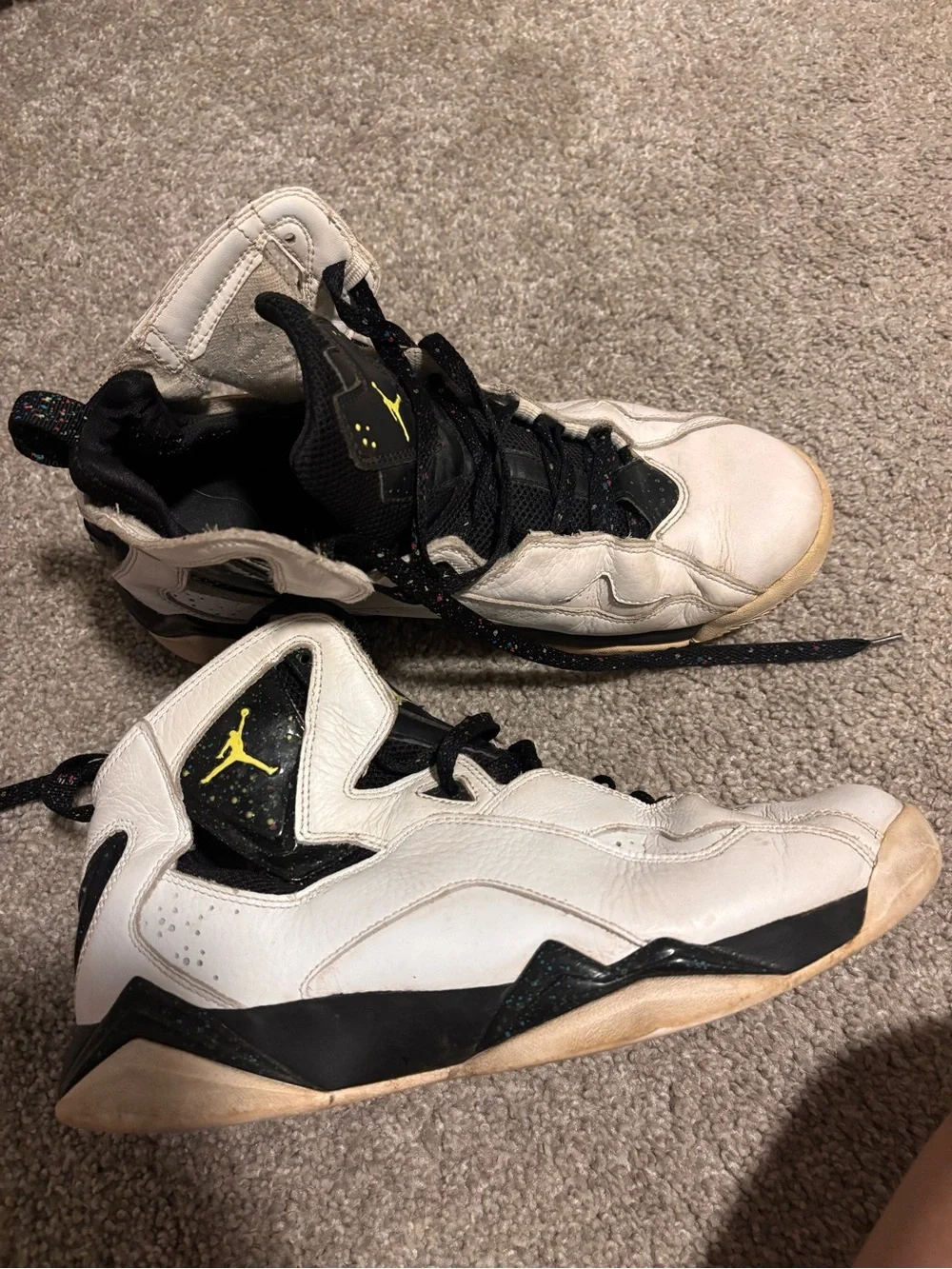 Jordan Men's White and Black Basketball Shoes with Yellow Jumpman
